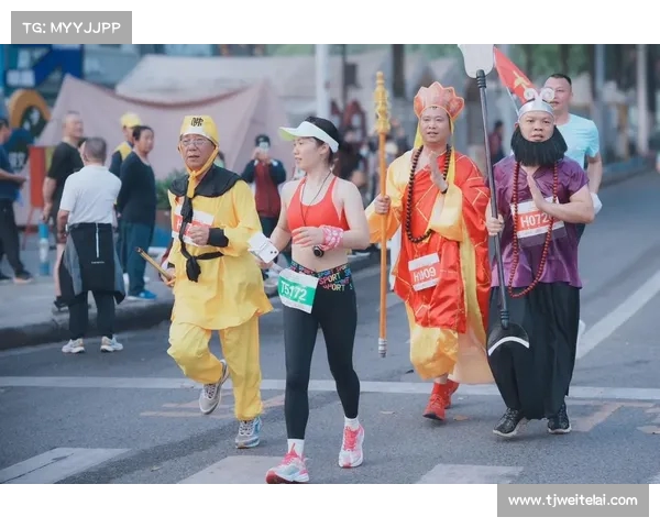 400米马拉松冠军诞生显眼包助力起跑冲刺成赛事亮点 400米马拉松冠军诞生显眼包助力起跑冲刺成赛事亮点
